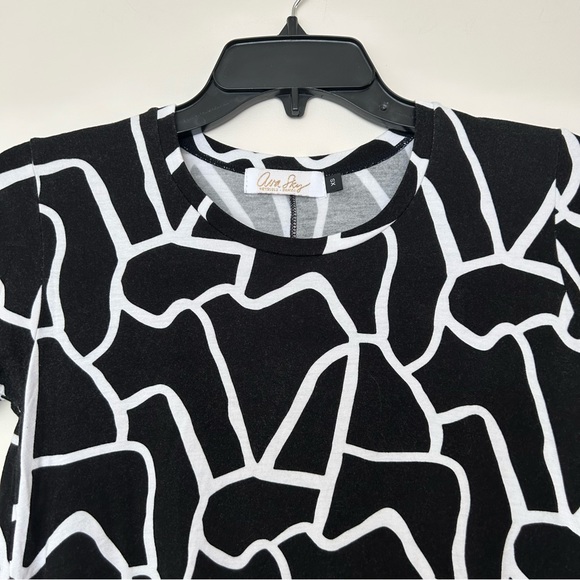 Ava Sky Swing T-shirt Top - Picture 2 of 11